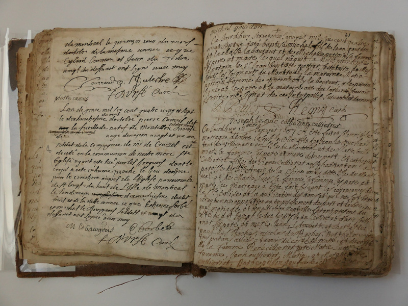 F. D'Urf&eacute; register, double page 01